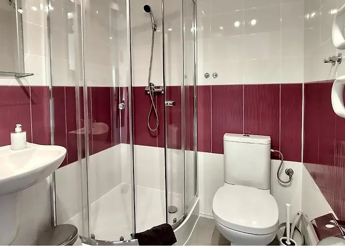 Ostoja Nocleg ze śniadaniem 3*